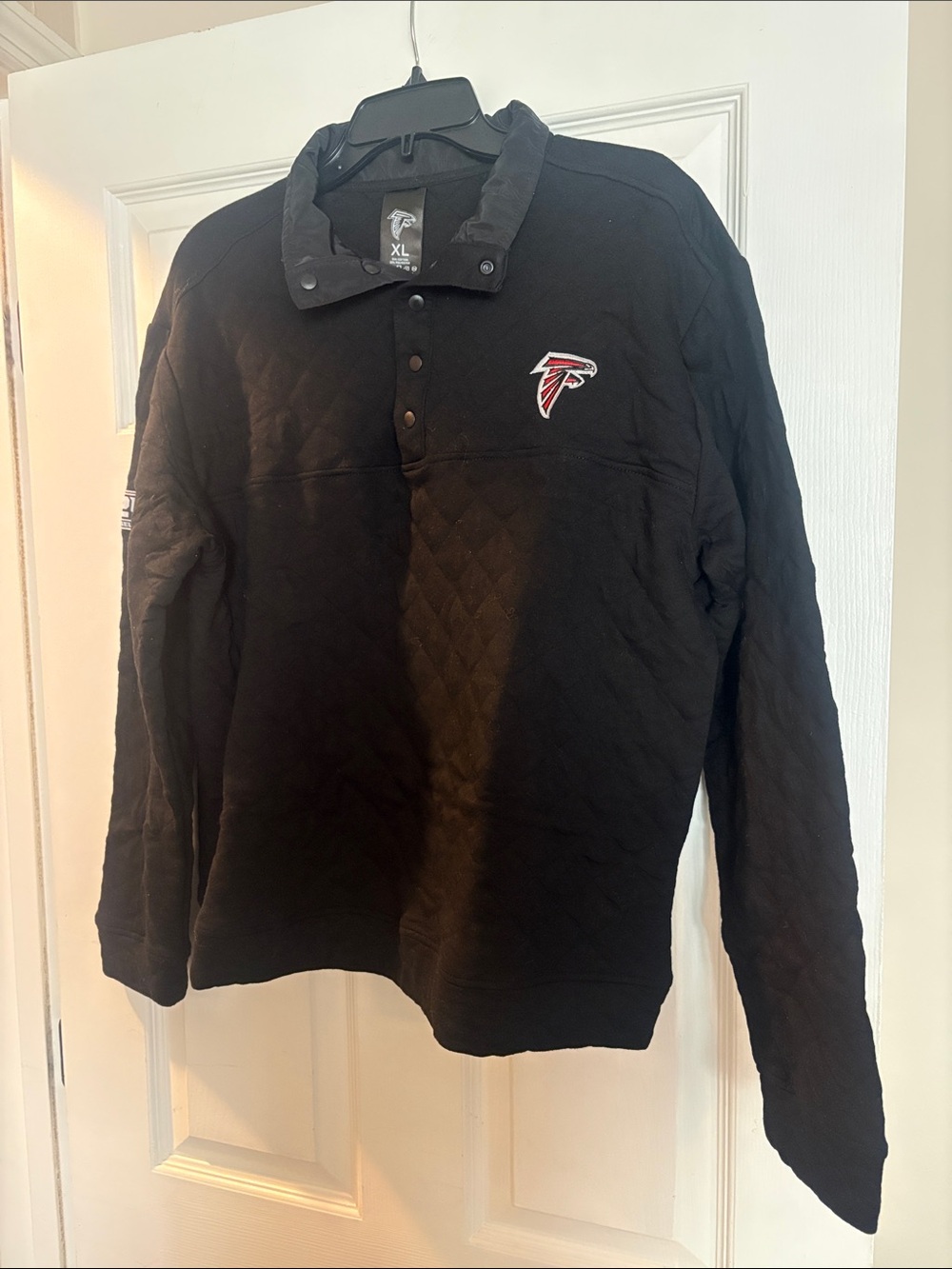 Black Quilted Pullover Jacket